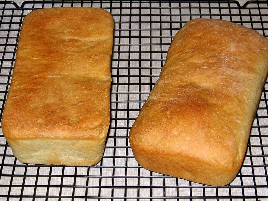 食パン(1斤)の写真